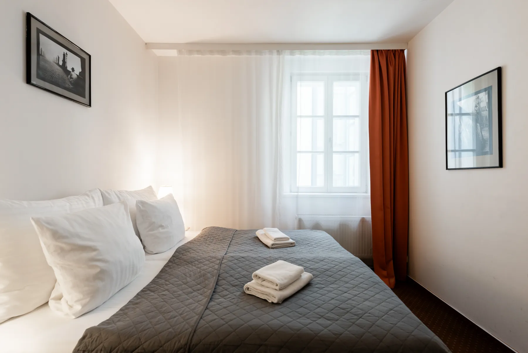 Apartmán se dvěma ložnicemi a balkonem — 5